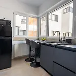 Апартаменти Relax Adress