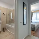 Relax Adress Апартаменти *
